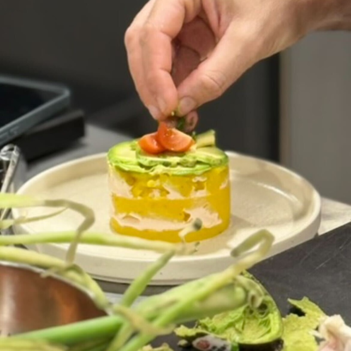 Sushi 10 - Escondite Espacio Gastronómico